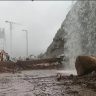 Mumbai-Pune Expressway : मुंबई-पुणे मार्ग ठप्प! दरड कोसळली, एक्स्प्रेस वेसह रेल्वे वाहतुकीवर मोठा परिणाम