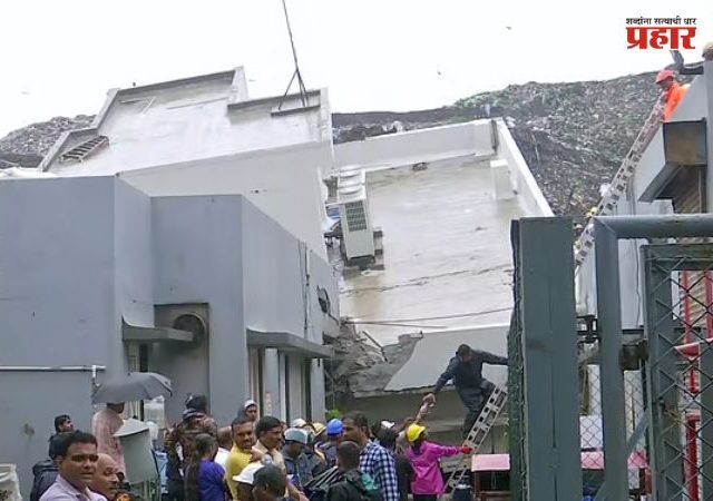 Moshi Building Collapse : मोशी दुर्घटनेत अपडेट; अडकलेल्यांपर्यंत पोहोचण्यासाठी रेस्क्यू ऑपरेशनला वेग