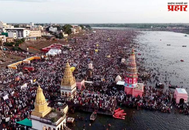 Pandharpur : पंढरपूरमध्ये पोहोचले १५ लाख भाविक, संतांचे पालखी सोहळे पंढरीत दाखल; चंद्रभागेला भक्तिचा महापूर