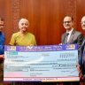 LIC of India : एलआयसी ऑफ इंडियातर्फे भारत सरकारला १२,२०७ कोटी रुपये लाभांशाचा धनादेश सुपूर्द