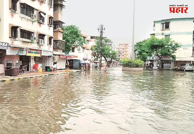 Vasai Rain : मुसळधार पावसाचा फटका! वसईत इमारतीचा सज्जा कोसळला, रस्ते जलमय