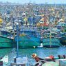 Fishing Ban : राज्यात १२ सागरी मैलांपर्यंत मासेमारीला बंदी कायम