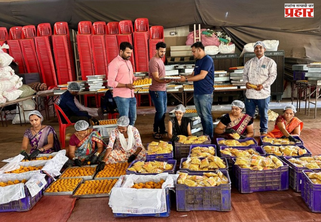 Nashik : पंढरपूर वारीतील वारकऱ्यांसाठी दोस्ती फाउंडेशनचा मदतीचा हाथ, भव्य अन्नदान व प्रसाद वाटप