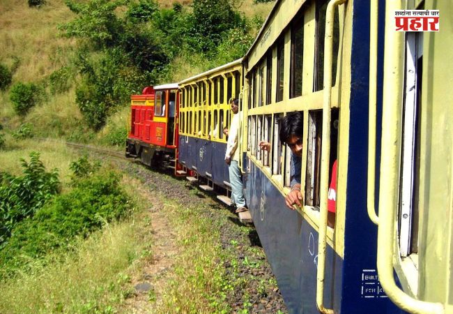 Matheran Heritage Mini-Train : माथेरानच्या हेरिटेज मिनी ट्रेनला हायड्रोजन इंजिन जोडण्याची तयारी
