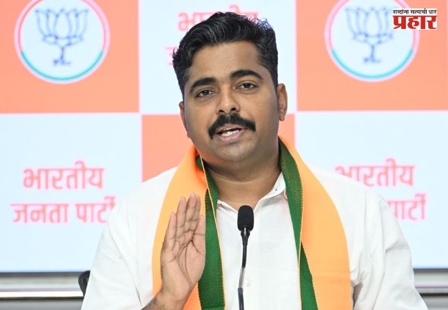 Navnath Ban : संजय राऊत, इतरांकडे पाहण्यापेक्षा अडगळीत पडलेल्या उबाठाकडे लक्ष द्या   – नवनाथ बन