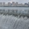 Powai Lake Overflowing : आनंदवार्ता! मुंबईला पाणीपुरवठा करणारा पवई तलाव दुथडी भरून वाहू लागला; पावसामुळे जलसाठ्यात मोठी वाढ