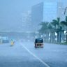 Mumbai Rain : मुंबईला मुसळधार पावसाचा तडाखा! २४ तासांत शहरात १७२ मिमी पावसाची नोंद; रात्री अतिमुसळधार पावसाचा इशारा