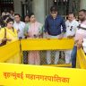 Mayor Ritu Tawde : मॅनहोल सुरक्षेसाठी 'मॅनहोल रेलगार्ड' प्रतिकृतीची महापौर रितू तावडे आणि नगरसेवकांनी केली पाहणी