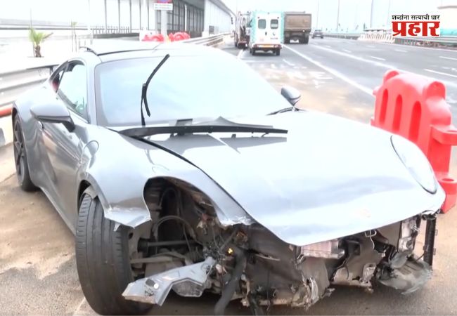 Coastal Road Accident : मुंबई कोस्टल रोडवर भरधाव पोर्शेचा भीषण अपघात; एअरबॅगमुळे वाचले दोघांचे प्राण