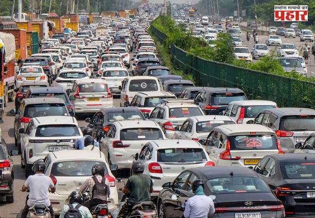 Vehicle Fitness Certificate: वाहनांच्या ‘फिटनेस’ प्रमाणपत्रांमधील गैरव्यवहारांचा अहवाल मागवला