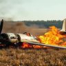 Airplane Accident : विमानाचा भीषण अपघात; पर्यटकांचे विमान शेतात कोसळून १३ जणांचा दुर्दैवी मृत्यू