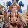 Bhuleshwar Cha Raja : भुलेश्वरच्या राजा मूर्ती दुर्घटनेचा तपास सुरू; शिल्पकार अनिकेत देसाईंचा पोलिसांनी नोंदवला जबाब