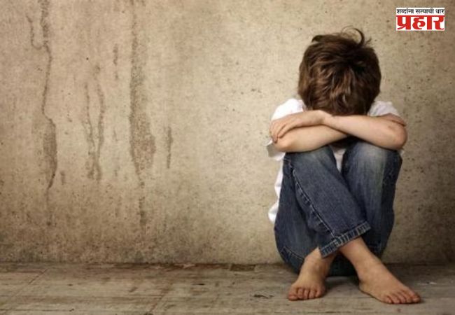 Student Assault : शिक्षक की राक्षस? तिसरीतल्या विद्यार्थ्याच्या हाताचा चावा घेतला अन्….