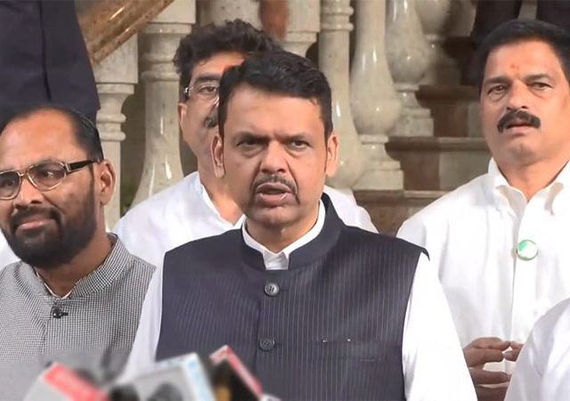 Maharashtra Cabinet Decisions : नागपूरमध्ये लता मंगशेकर विद्यापीठ, खेळाडूंच्या रोख बक्षीस धोरणात सुधारणा यांसह राज्य मंत्रिमंडळाच्या बैठकीत चार महत्त्वाचे निर्णय