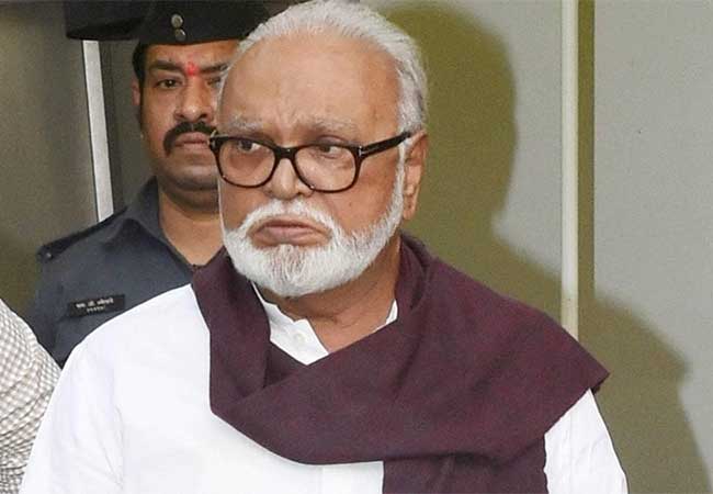 Chhagan Bhujbal : कार्यकर्त्यांनी लावलेले पालकमंत्री पदाचे बॅनर्स भुजबळांनी उतरवले