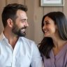 Relationship Tips : प्रियकराने प्रेयसीला नक्की द्याव्यात 'या' 8 गोष्टी