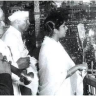 सिगारेटच्या पाकिटावर लिहिलं देशभक्तीचं अमर गीत! लतादीदींनी सुरुवातीला दिला होता नकार; ‘ऐ मेरे वतन के लोगों’ची कहाणी थक्क करणारी