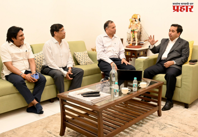 Guardian Minister Nitesh Rane instructs Jio officials