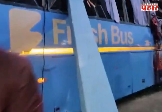 Hyderabad Vijayawada Highway Accident : साखरझोपेतच काळाचा घाला! हैदराबाद-विजयवाडा हायवेवर खाजगी बस ट्रकला धडकली; ६ प्रवाशांचा जागीच मृत्यू