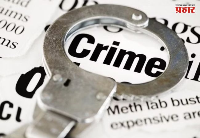 Lucknow Crime News : पत्नीला बँकेबाहेर बोलावले अन् गोळी झाडली; व्हाट्सअँप स्टेटसने खळबळ उडवली