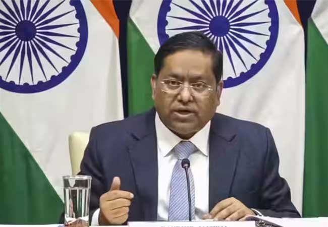 Pakistan : पाकिस्तानने सीमेवर तैनात केल्या चिनी तोफा, भारत सावध; राष्ट्रहितासाठी योग्य ती कारवाई करू, परराष्ट्र मंत्रालयाच्या प्रवक्त्याने दिली माहिती