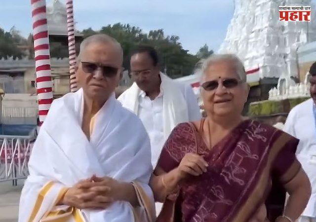 Narayana Murthy : नारायण मूर्ती यांनी आपल्या ८० व्या वाढदिवसानिमित्त पत्नी सुद्धा मूर्तींसह दिली व्यंकटेश्वर स्वामी मंदिराला भेट