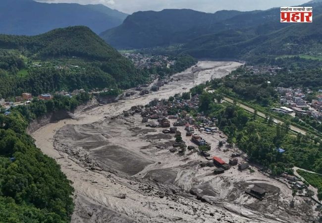 Nepal Floods : नेपाळच्या महापुरात बँक बुडाली, पण आत सापडला कोट्यवधींचा खजिना; ५० कोटींचे सोने, रोकड आणि चांदी सुरक्षित बाहेर