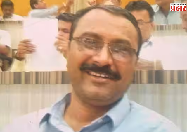 Jalgaon News : ग्रामसभेत गोंधळ, शिवीगाळ अन्...; ग्रामसेवकाचा हृदयविकाराच्या झटक्याने मृत्यू