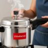Pressure Cooker : तुमच्याही घरात प्रेशर कुकर आहे तर सावध व्हा; या चुका करू नका!