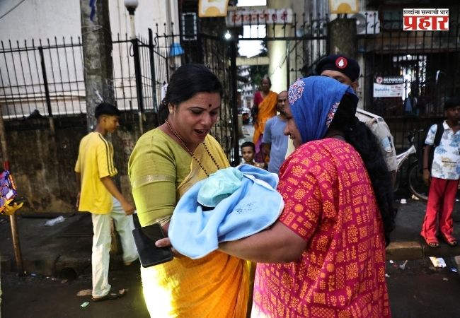 Ritu Tawde : महापौरांच्या गाडीतून त्या नवजात बाळाचा झाला गृहप्रवेश