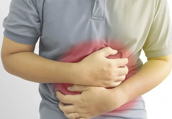 Food Poisoning : आश्रमशाळेच्या जेवणातून विद्यार्थ्यांना विषबाधा; २७ मुले, ५ मुली उपजिल्हा रुग्णालयात