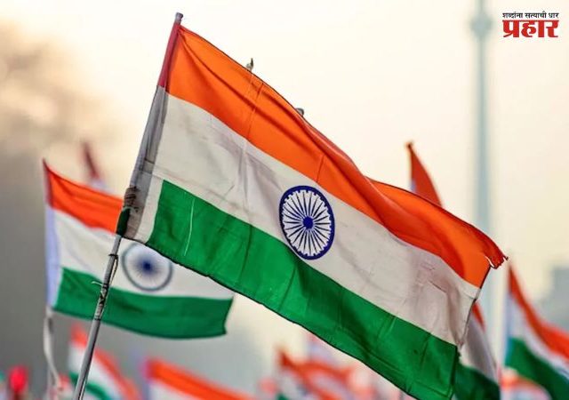 ‘हर घर तिरंगा’ अभियानांतर्गत वडूज येथे भव्य तिरंगा रॅली