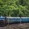 Kokan Railway : कोकणवासीयांसाठी आनंदाची बातमी! सीएसएमटी ते सावंतवाडी रोड नवी नियमित एक्स्प्रेसला मंजुरी; लवकरच प्रवाशांच्या सेवेत