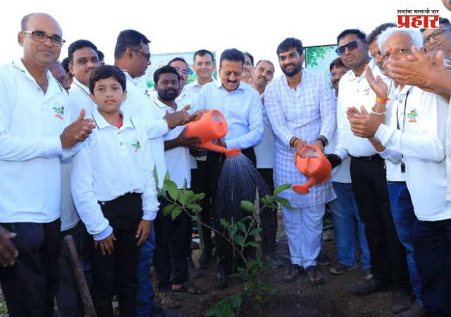 Nashik : ‘मिशन ग्रीन मान्सून’च्या नवव्या टप्प्यात सिन्नर औद्योगिक क्षेत्रात वृक्षारोपण