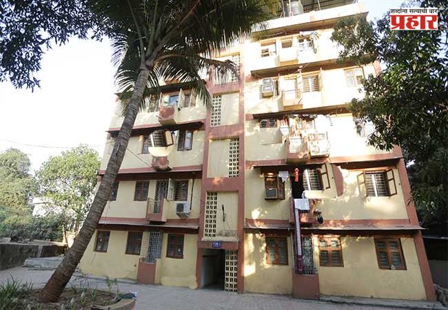 Government Officers : बदलीनंतरही शासकीय घर न सोडणाऱ्या अधिकाऱ्यांचा भत्ता रोखणार