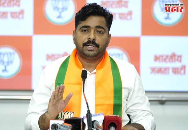 Navnath Ban : घोटाळेबाज संजय राऊतांनी आधी साडेनऊ हजार कोटींचा हिशेब द्यावा