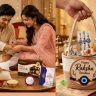 Gift Ideas For Raksha Bandhan 2026 : आपल्या लाडक्या बहिणींना कमी बजेटमध्ये द्या 'ही' सुंदर आणि खास गिफ्ट्स; चेहऱ्यावर येईल हसू