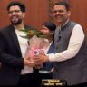 Samay Raina Viral video : 'मेरा और सायबर सेल का रिश्ता पुराना है'! देवेंद्र फडणवीस आणि समय रैना एकाच मंचावर, Video Viral