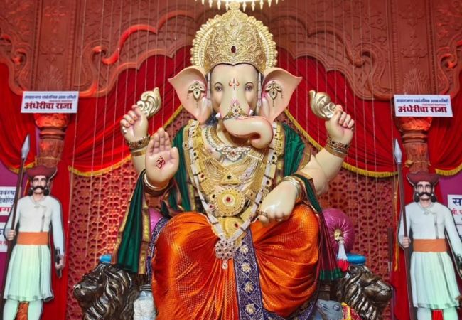 Andhericha Raja 2026 : ‘अंधेरीचा राजा’ 29 सप्टेंबरला निघणार विसर्जनासाठी! अनंत चतुर्दशीनंतरही का थांबतो अंधेरीचा राजा? जाणून घ्या खास परंपरा