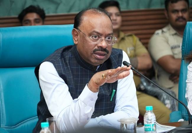 Revenue Minister Adarsh ​​Registration Pattern to be adopted nationwide Minister Chandrashekhar Bawankule praised by Union Secretary