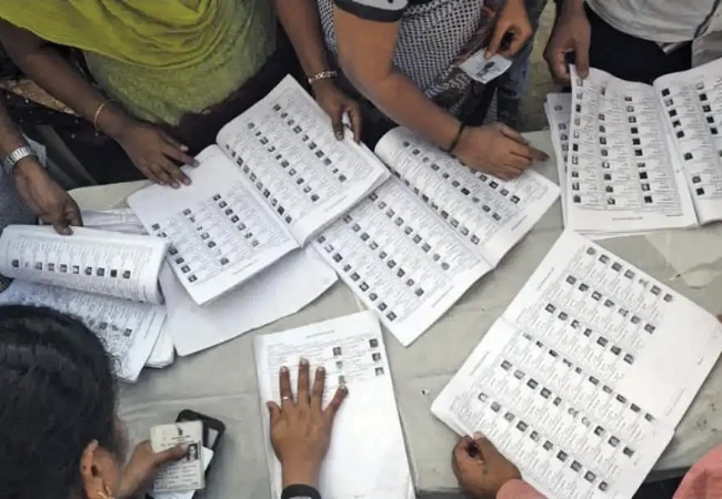 Deadline for claims and objections regarding SIR form in Maharashtra extended to 12th October 2026 Election Commission’s decision