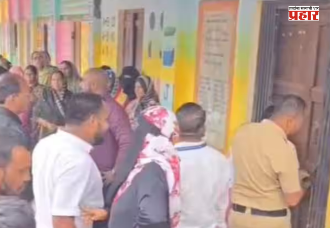Ahilyanagar News : पतीच्या शिक्षिकेसोबतच्या संबंधाच्या संशयातून पत्नी थेट शाळेत, पुढे घडले असे काही की…