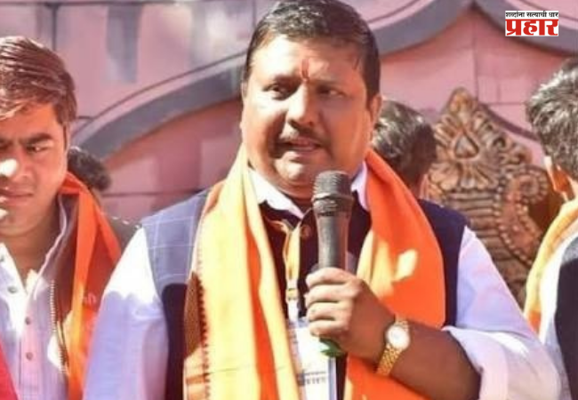 महाराष्ट्र अल्पसंख्याक आयोगाचे अध्यक्ष वादाच्या भोवऱ्यात – १९९३ च्या मुंबई बॉम्बस्फोटातील दोषी अबू सालेमची भेट घेतल्याचा विश्व हिंदू परिषदेचा दावा