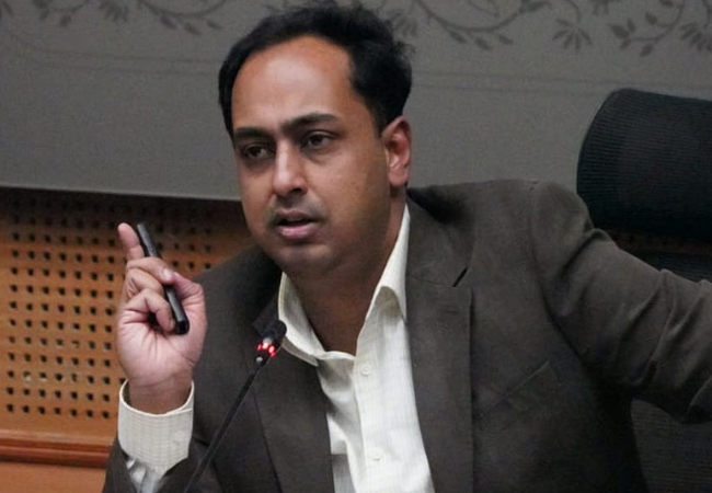 Nashik : नावीन्यपूर्ण उपक्रम राबवा, प्रभावी दस्तऐवजीकरण करा, आयुष प्रसाद यांचे आवाहन