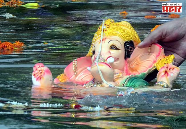 Ganeshotsav 2026 : ‘पुढच्या वर्षी लवकर या!’; मुंबईत 25 हजारांहून अधिक दीड दिवसांच्या गणपतींचे विसर्जन