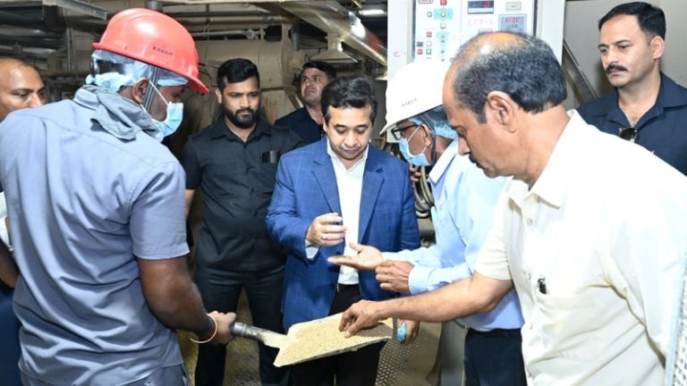 Nitesh_Rane_At_Deepak_Nexen (4)
