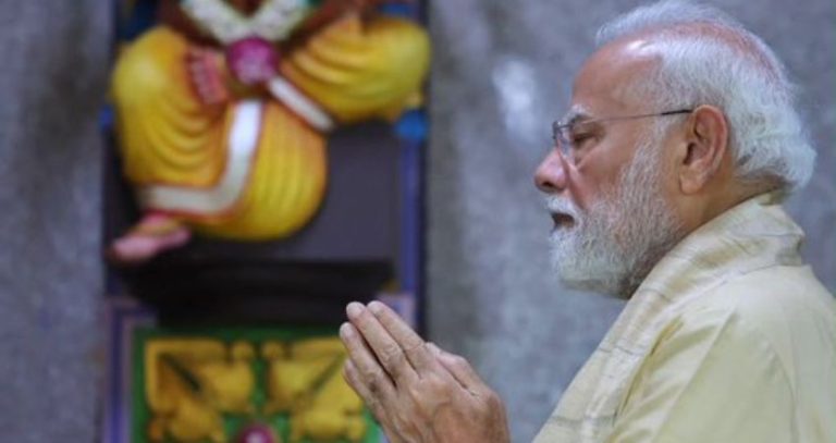 PM Modi: जनसेवेची 25 वर्षे…