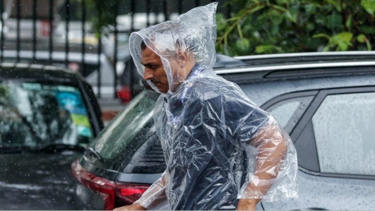 Pune Weather : उकाड्यापाठोपाठ पुण्यात पुन्हा मुसळधार पावसाची एन्ट्री; हवामान विभागाकडून ‘यलो अलर्ट’ जारी