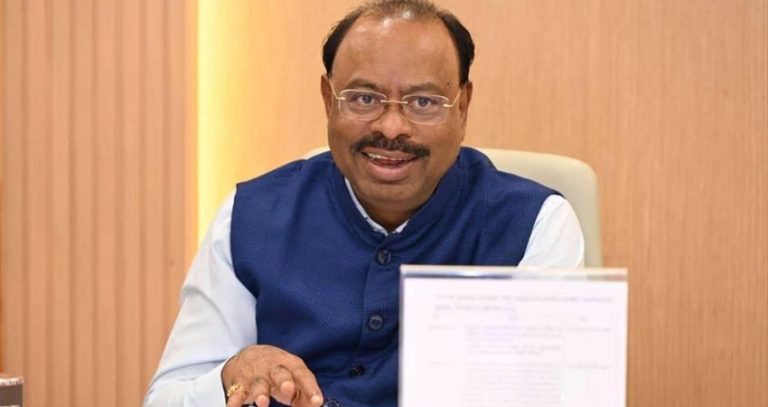 Revenue Staff Promotion : कोकण महसूल विभागात मोठा निर्णय: 39 कर्मचाऱ्यांना नायब तहसीलदारपदी पदोन्नती!