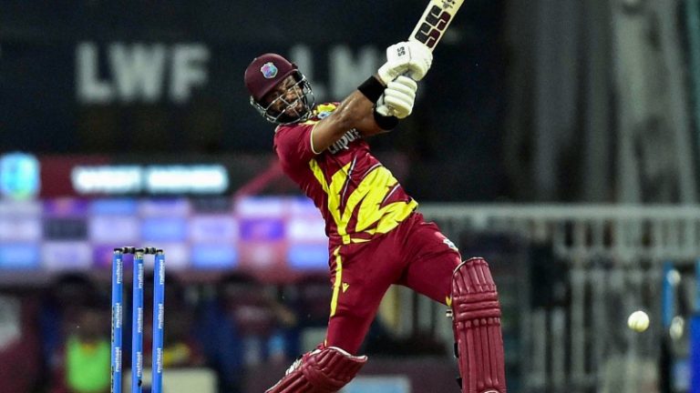 IND vs WI: शाई होपने भारतीय गोलंदाजांना धुतलं,  शतक ठोकत टीम इंडियाला बॅकफूटला ढकललं